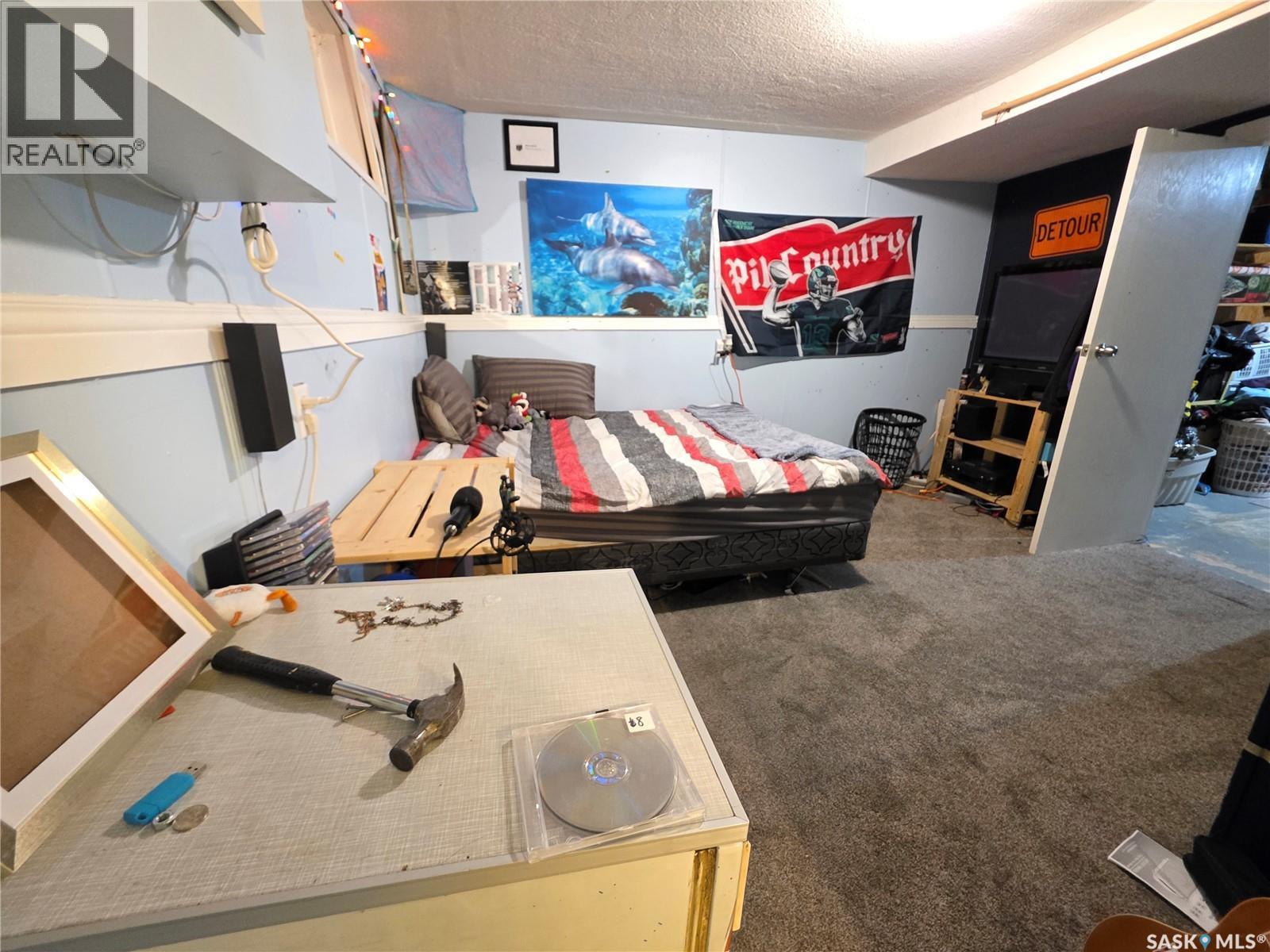 520 Dennis Street, Herbert, SK - Indoor