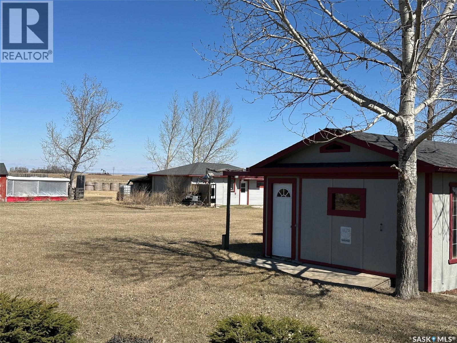 Bell Acreage, Benson Rm No. 35, SK - Outdoor