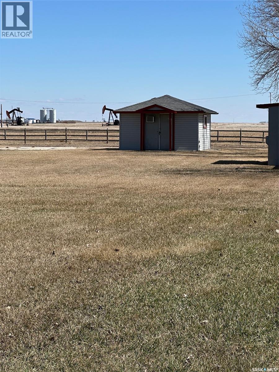 Bell Acreage, Benson Rm No. 35, SK - Outdoor