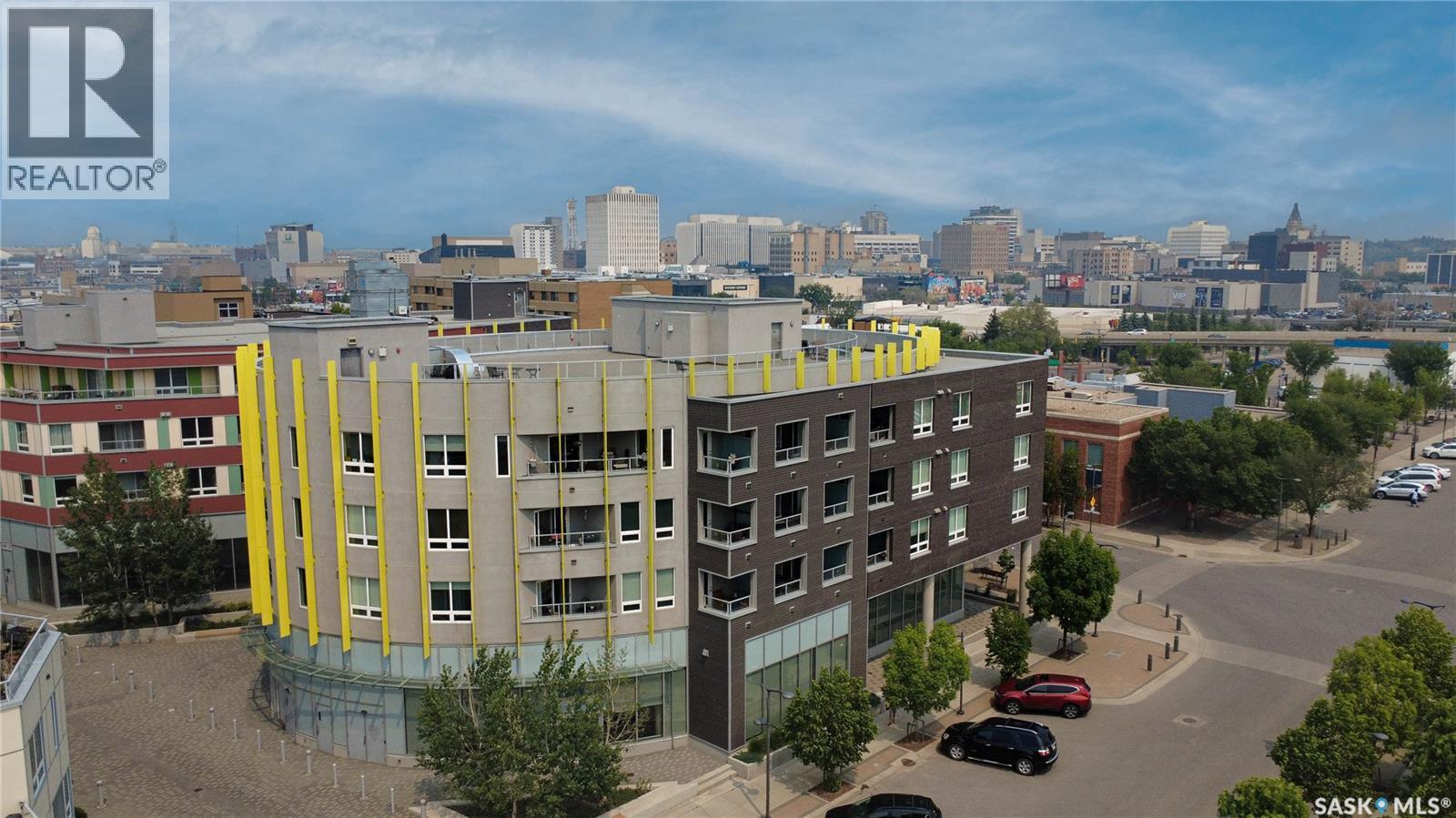 403 409 B Avenue S, Saskatoon, SK - Outdoor With Balcony With View