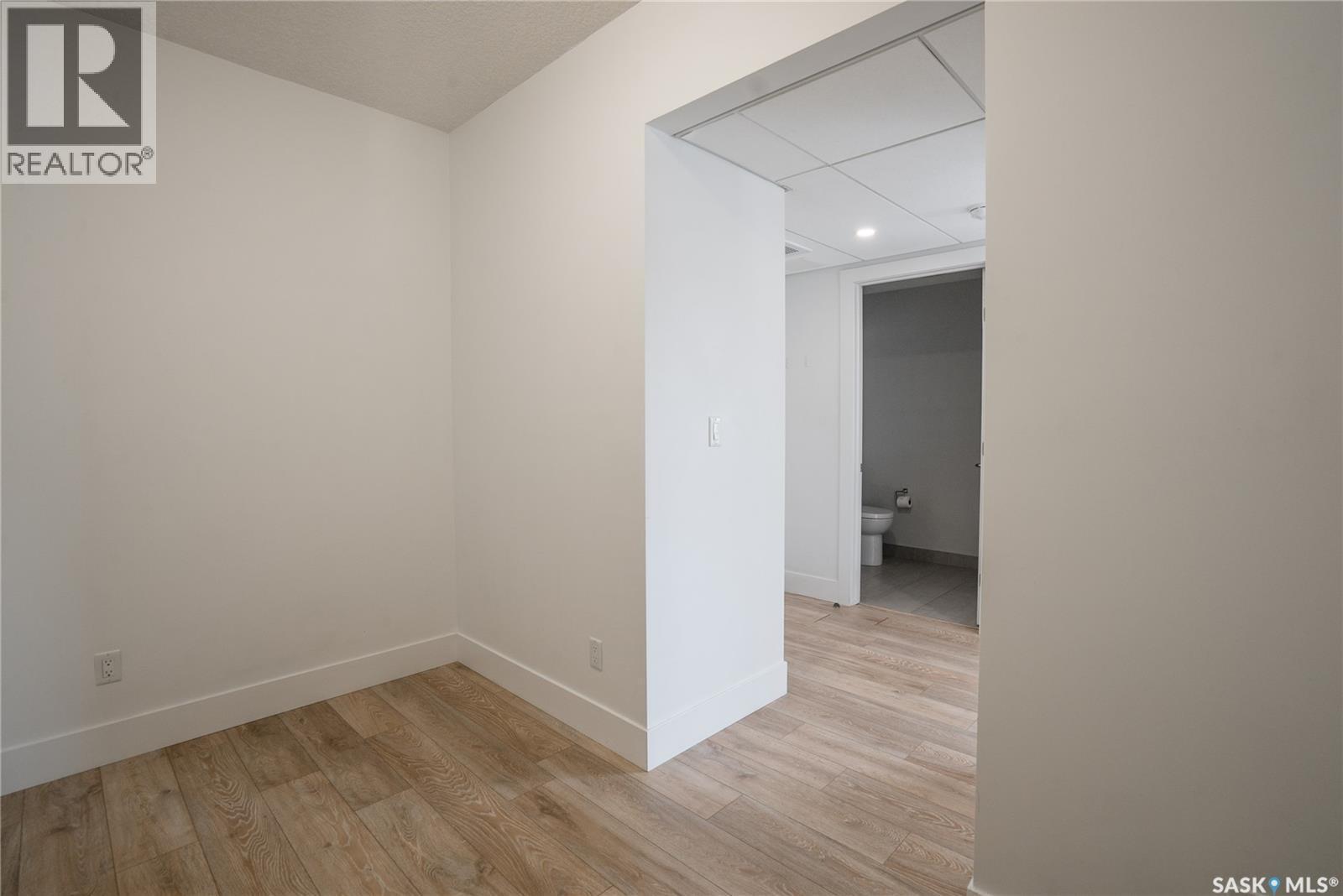 403 409 B Avenue S, Saskatoon, SK - Indoor Photo Showing Other Room