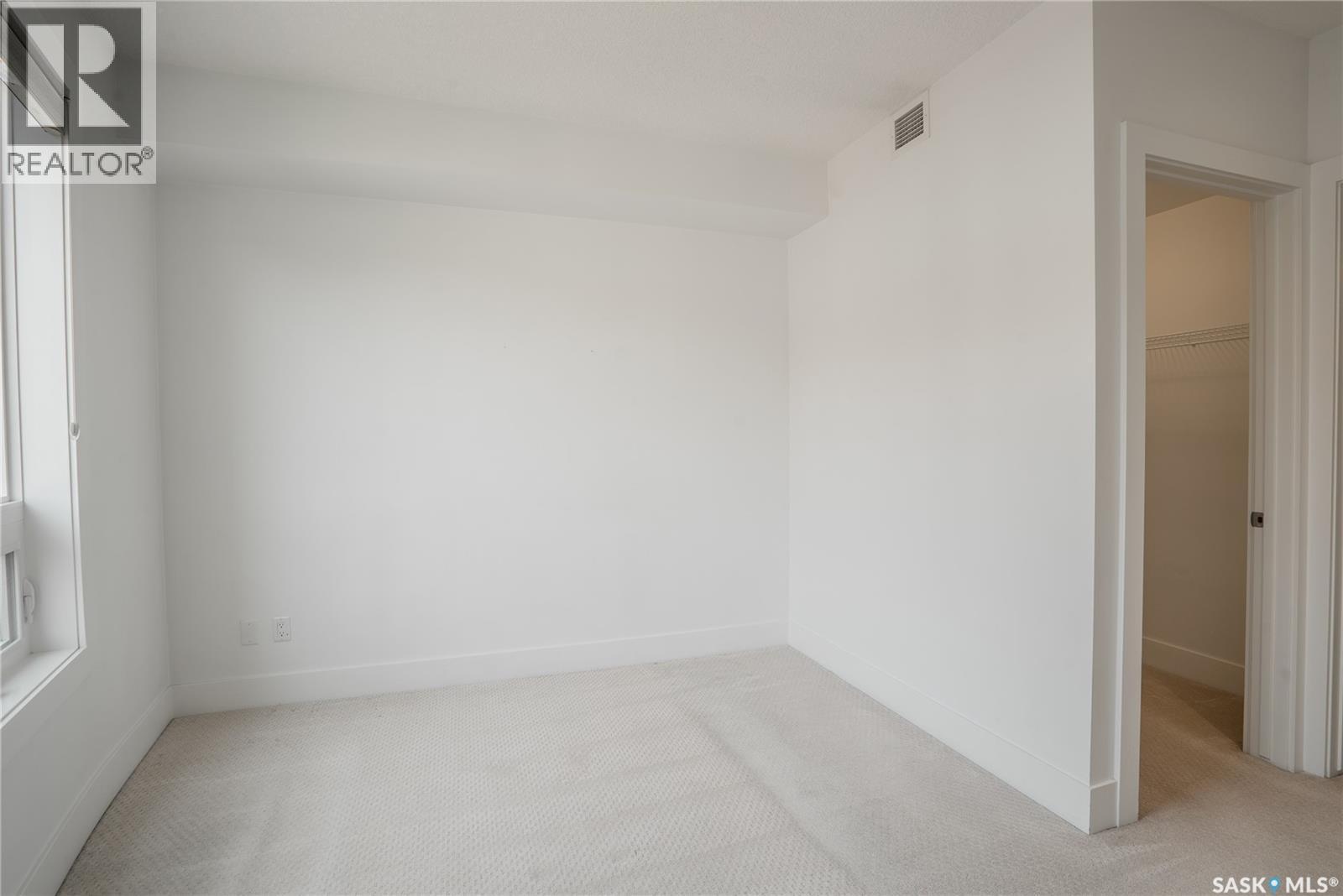 403 409 B Avenue S, Saskatoon, SK - Indoor Photo Showing Other Room