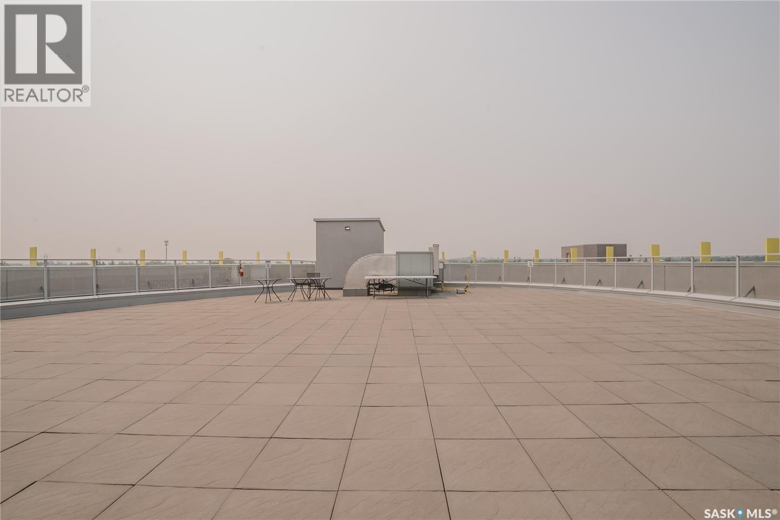 403 409 B Avenue S, Saskatoon, SK - Outdoor