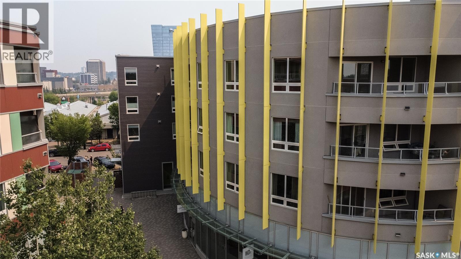 403 409 B Avenue S, Saskatoon, SK - Outdoor With Balcony