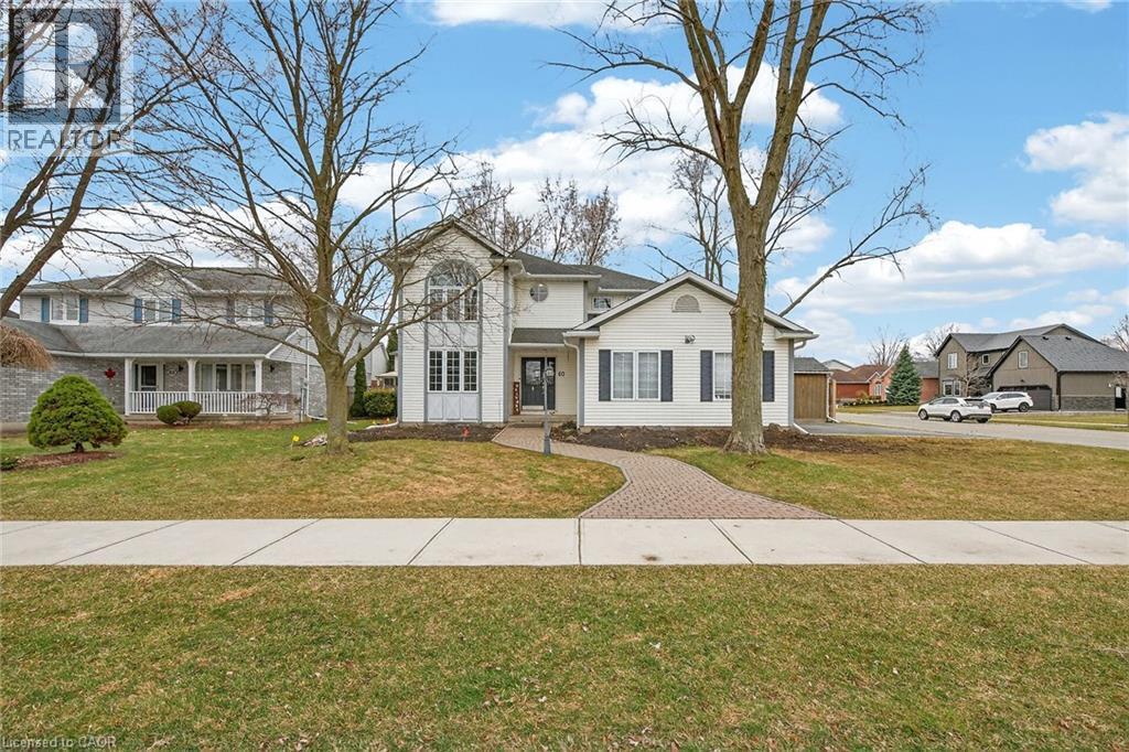 60 Highland Boulevard, Caledonia, ON - Outdoor With Facade