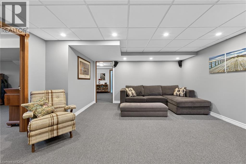 60 Highland Boulevard, Caledonia, ON - Indoor Photo Showing Basement