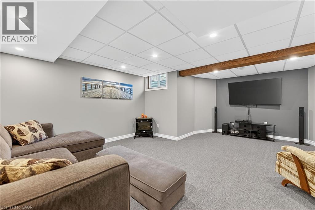 60 Highland Boulevard, Caledonia, ON - Indoor Photo Showing Basement