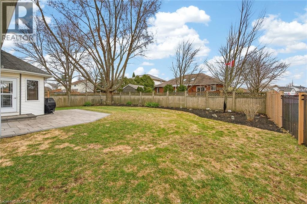 60 Highland Boulevard, Caledonia, ON - Outdoor With Backyard