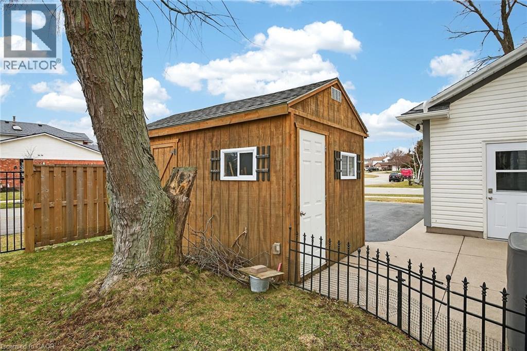 60 Highland Boulevard, Caledonia, ON - Outdoor