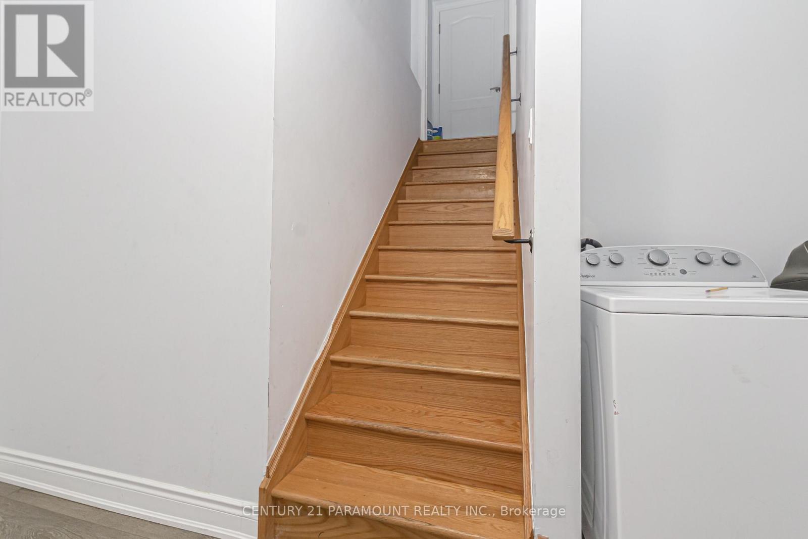 28 Clockwork Drive, Brampton, ON - Indoor Photo Showing Other Room