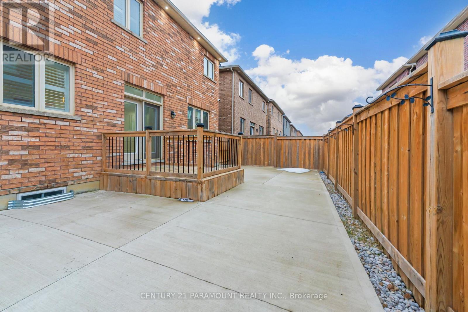 28 Clockwork Drive, Brampton, ON - Outdoor With Exterior