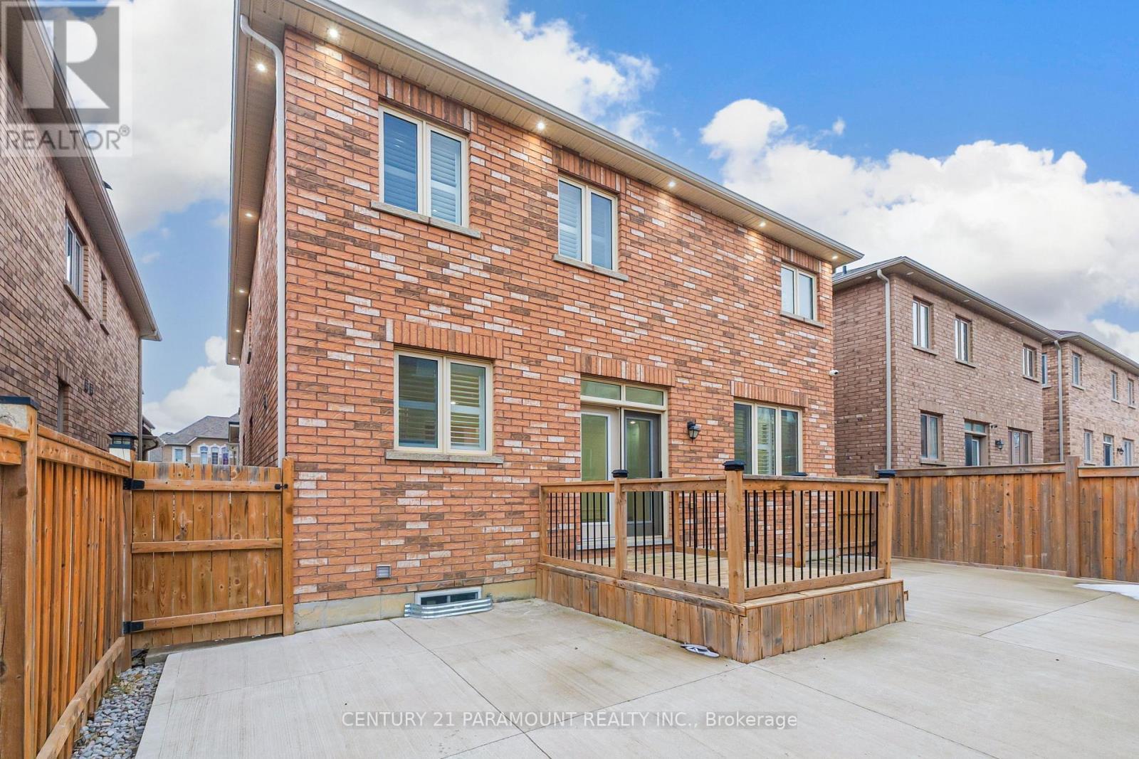 28 Clockwork Drive, Brampton, ON - Outdoor With Exterior