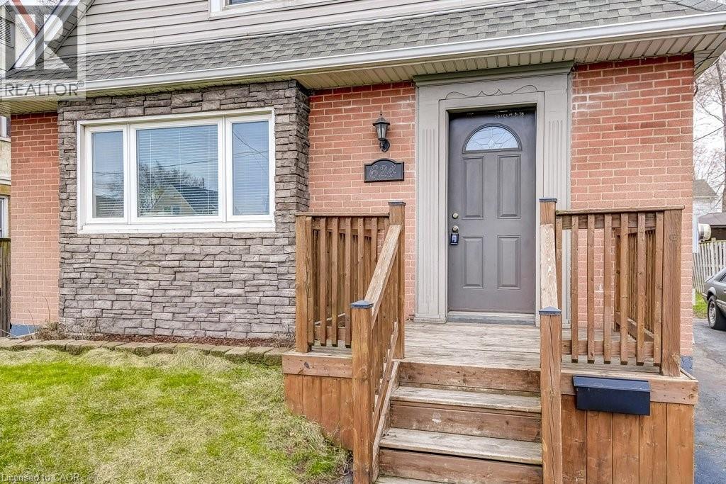 624 Brighton Avenue, Hamilton, ON - Outdoor With Exterior