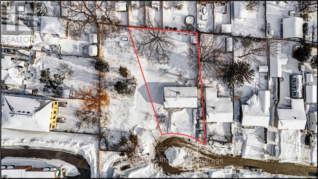 1069 Roosevelt Road, Mississauga, ON