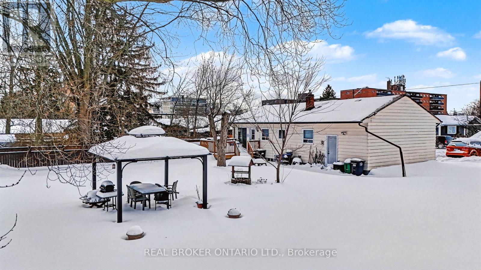 1069 Roosevelt Road, Mississauga, ON