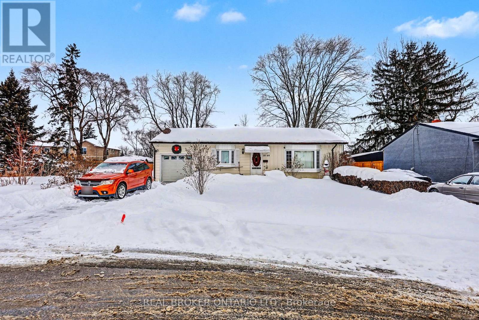 1069 Roosevelt Road, Mississauga, ON