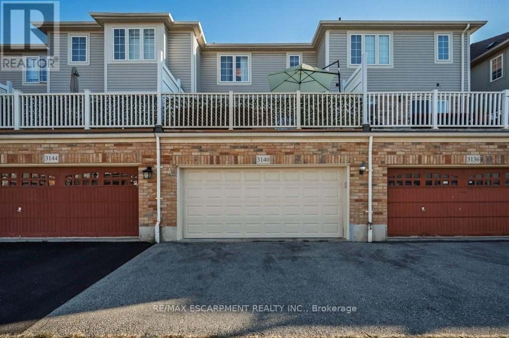 3140 Edgar Avenue, Burlington, ON - Outdoor