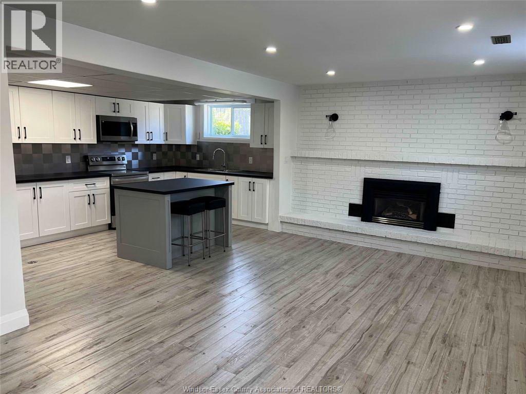 511 Gauthier Drive, Tecumseh, ON - Indoor With Fireplace