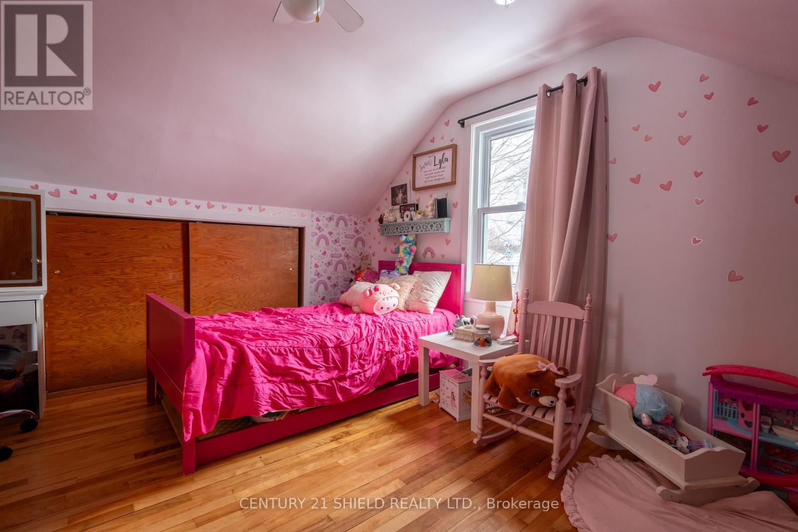 1005 Third Street E, Cornwall, ON - Indoor Photo Showing Bedroom