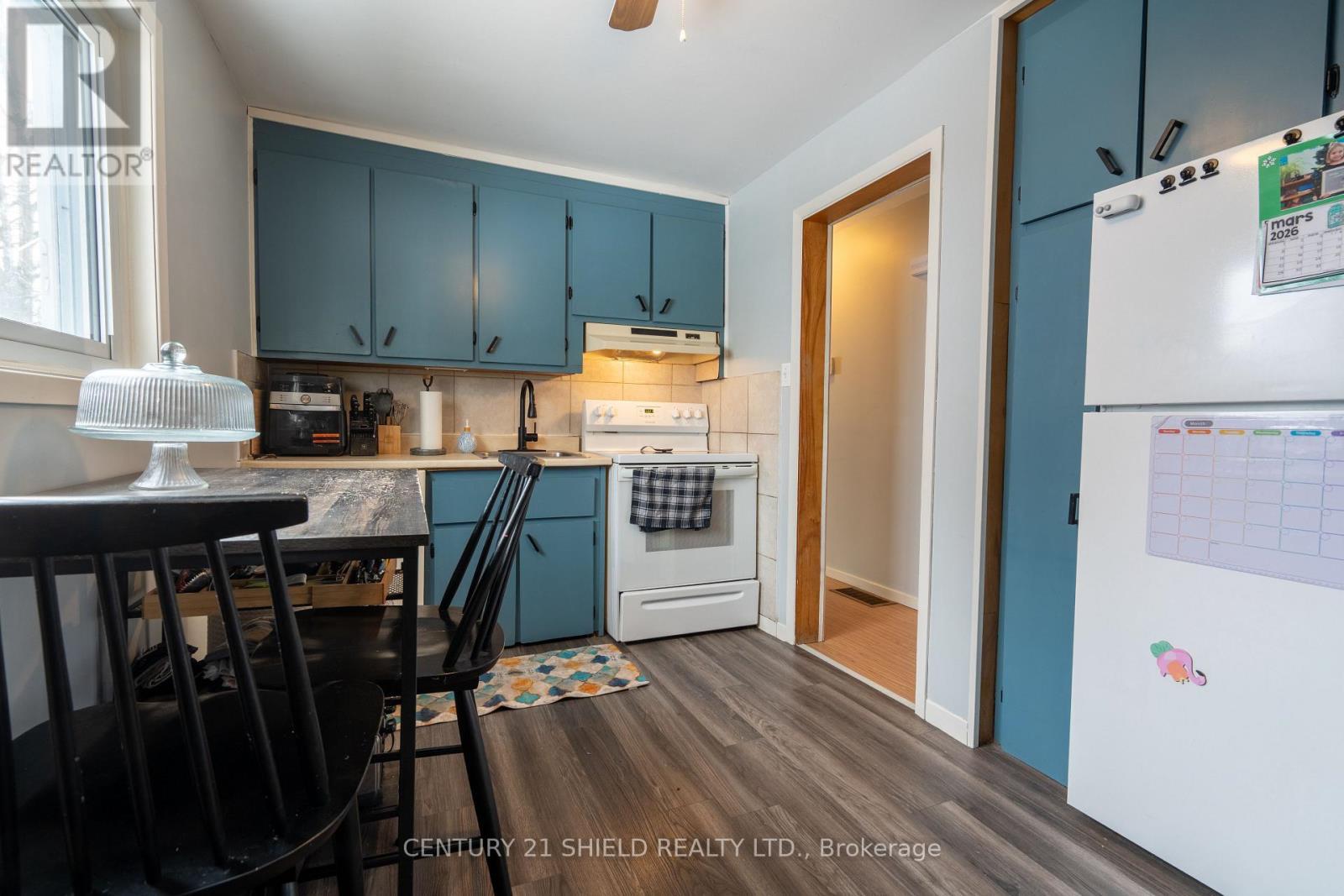 1005 Third Street E, Cornwall, ON - Indoor Photo Showing Kitchen