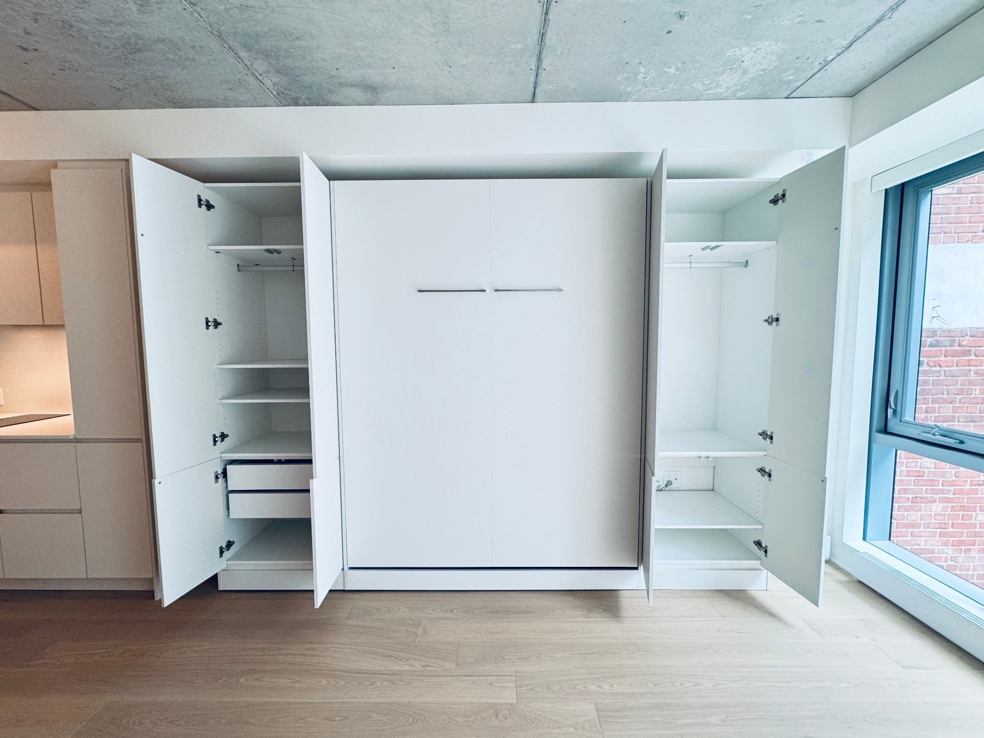 Chambre à coucher - 810-360 Rue Mayor, Montréal (Ville-Marie), QC - Indoor Photo Showing Other Room