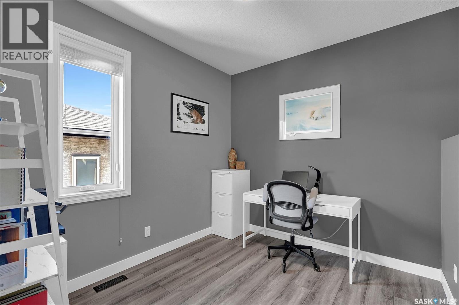5117 Watson Way, Regina, SK - Indoor Photo Showing Office