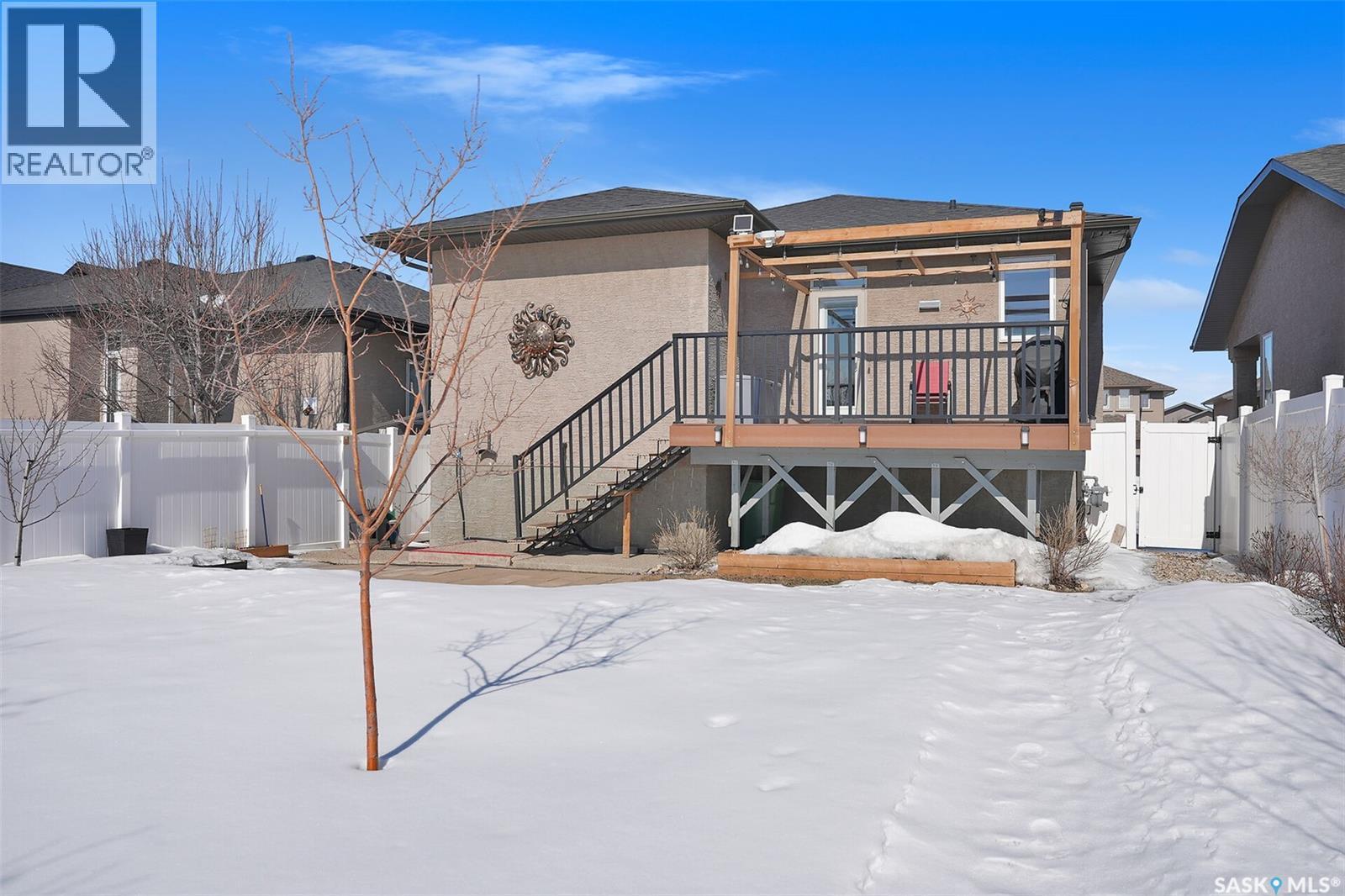 5117 Watson Way, Regina, SK - Outdoor