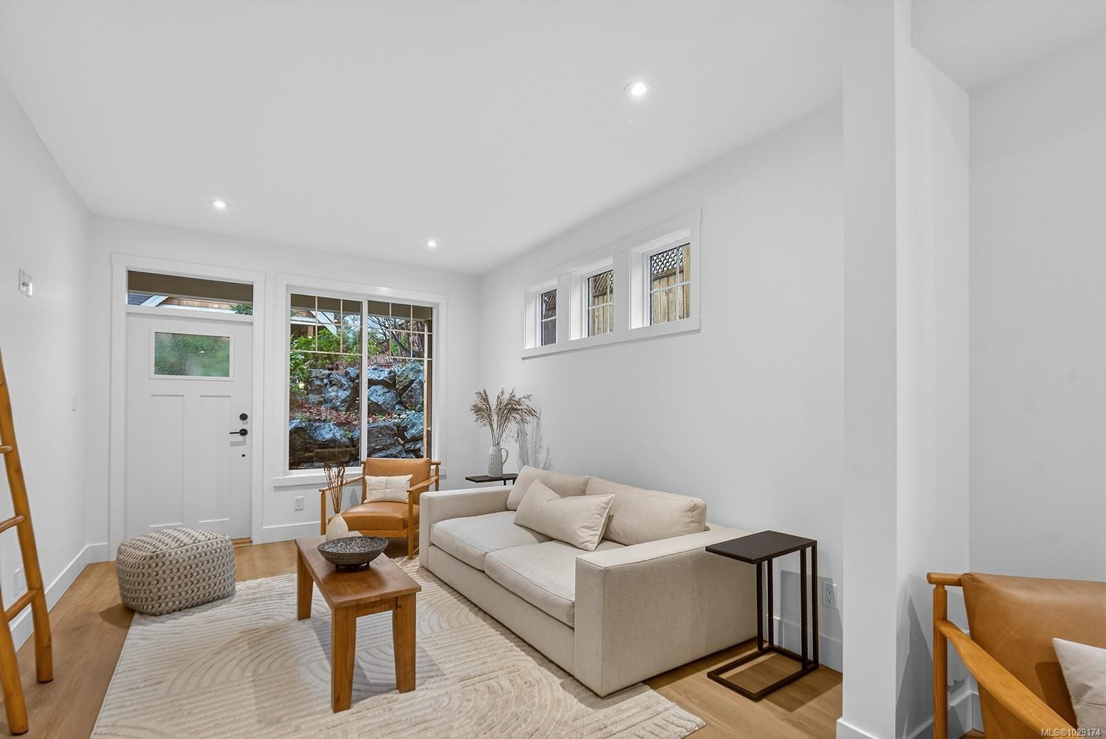 100-3003 Keystone Dr, Duncan, BC - Indoor