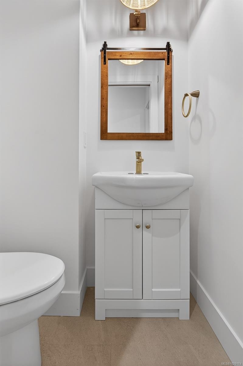 100-3003 Keystone Dr, Duncan, BC - Indoor Photo Showing Bathroom