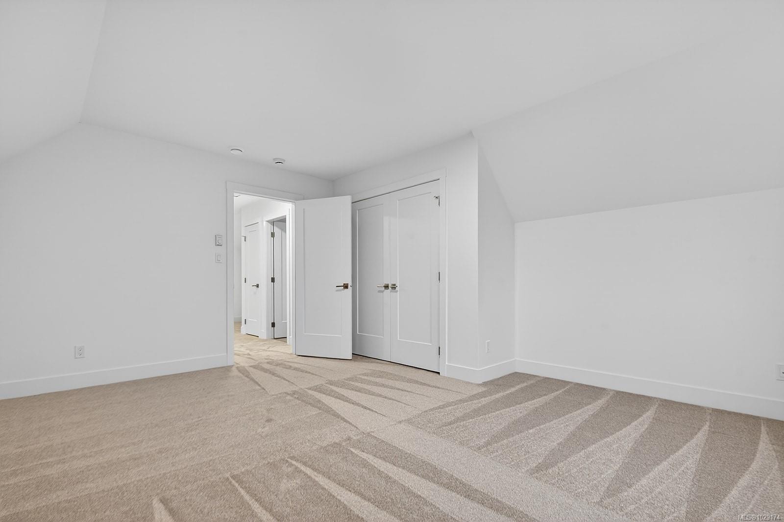 100-3003 Keystone Dr, Duncan, BC - Indoor Photo Showing Other Room