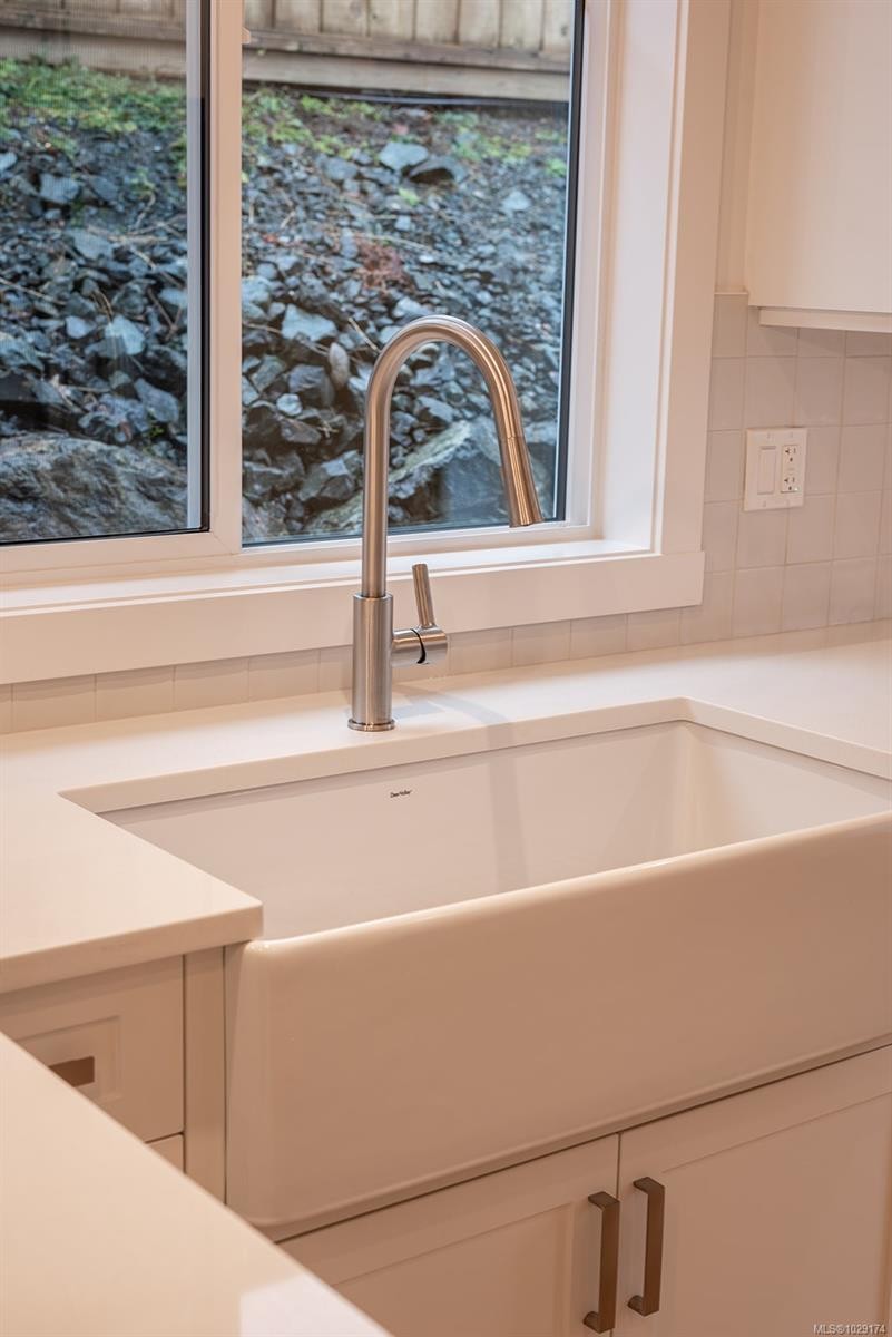 100-3003 Keystone Dr, Duncan, BC - Indoor Photo Showing Kitchen