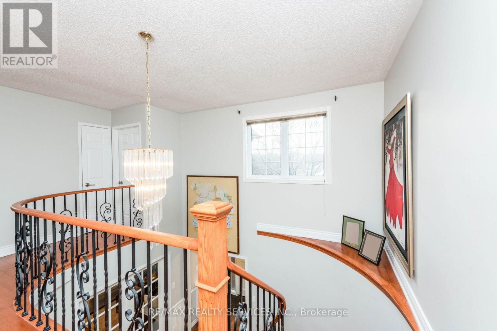 1928 Aldermead Road, Mississauga, ON - Indoor Photo Showing Other Room