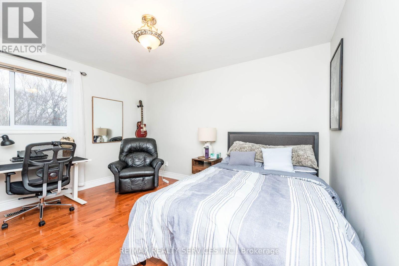1928 Aldermead Road, Mississauga, ON - Indoor Photo Showing Bedroom