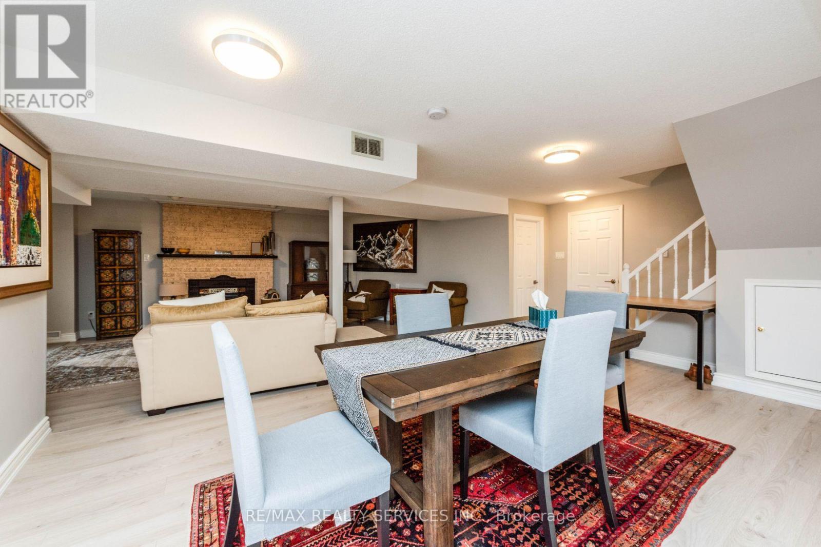 1928 Aldermead Road, Mississauga, ON - Indoor Photo Showing Dining Room