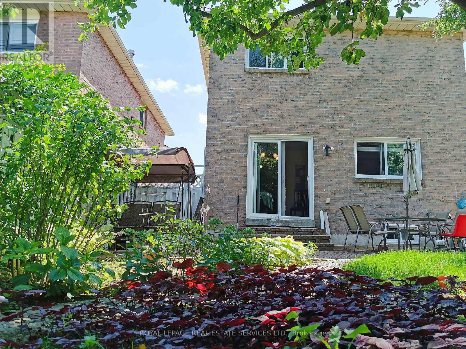 115 Clansman Trail, Mississauga, ON - Outdoor