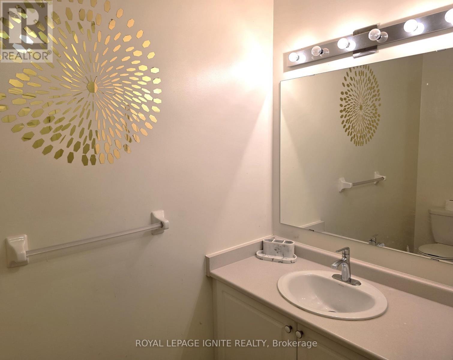 5183 Angel Stone Drive, Mississauga, ON - Indoor Photo Showing Bathroom