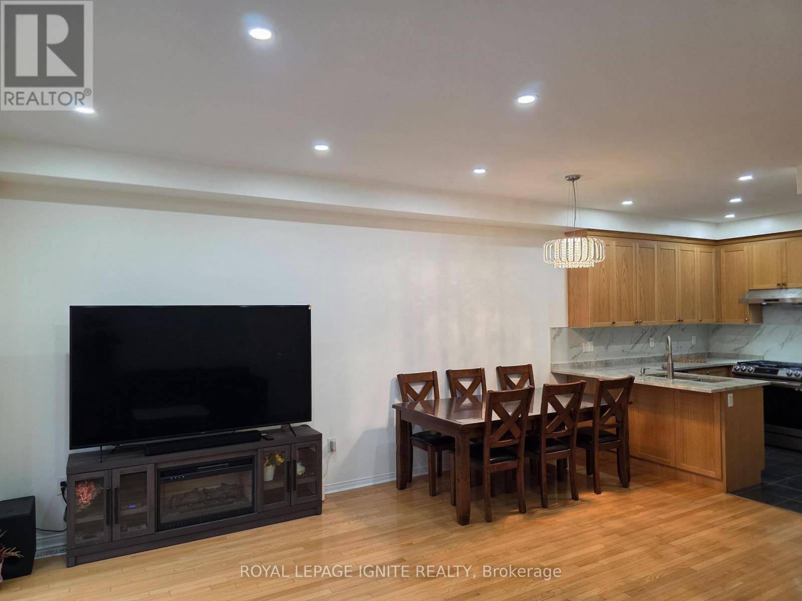 5183 Angel Stone Drive, Mississauga, ON - Indoor