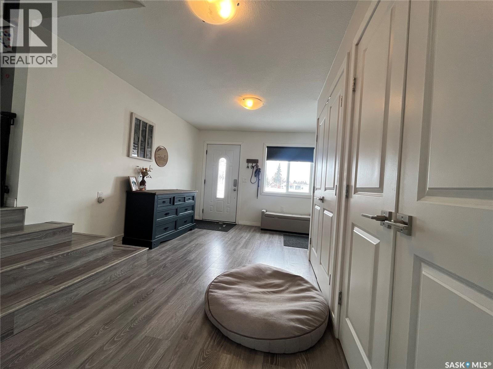 619 Smith Dorrien Avenue, Esterhazy, SK - Indoor Photo Showing Other Room