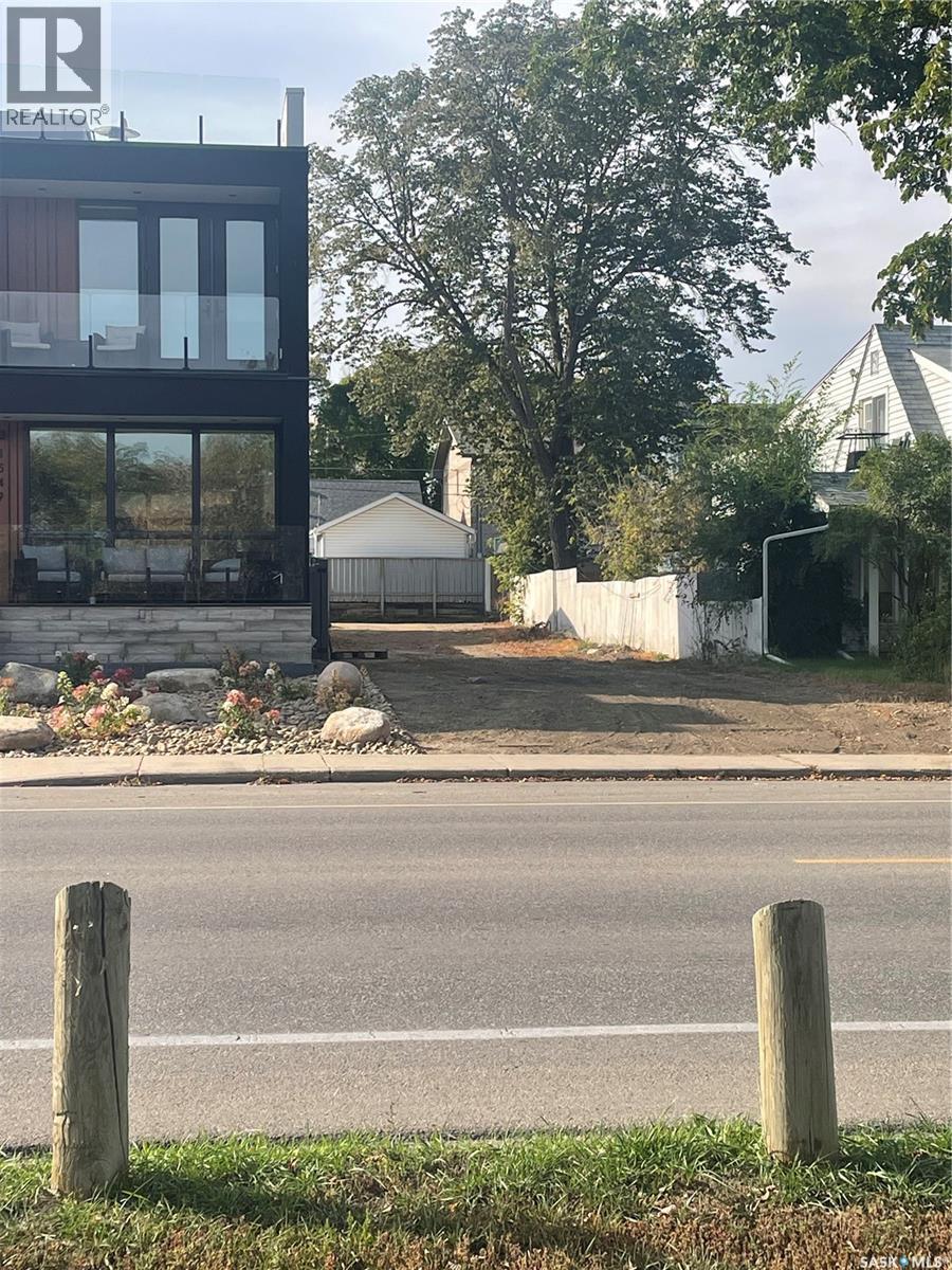 1551 Spadina Crescent E, Saskatoon, SK