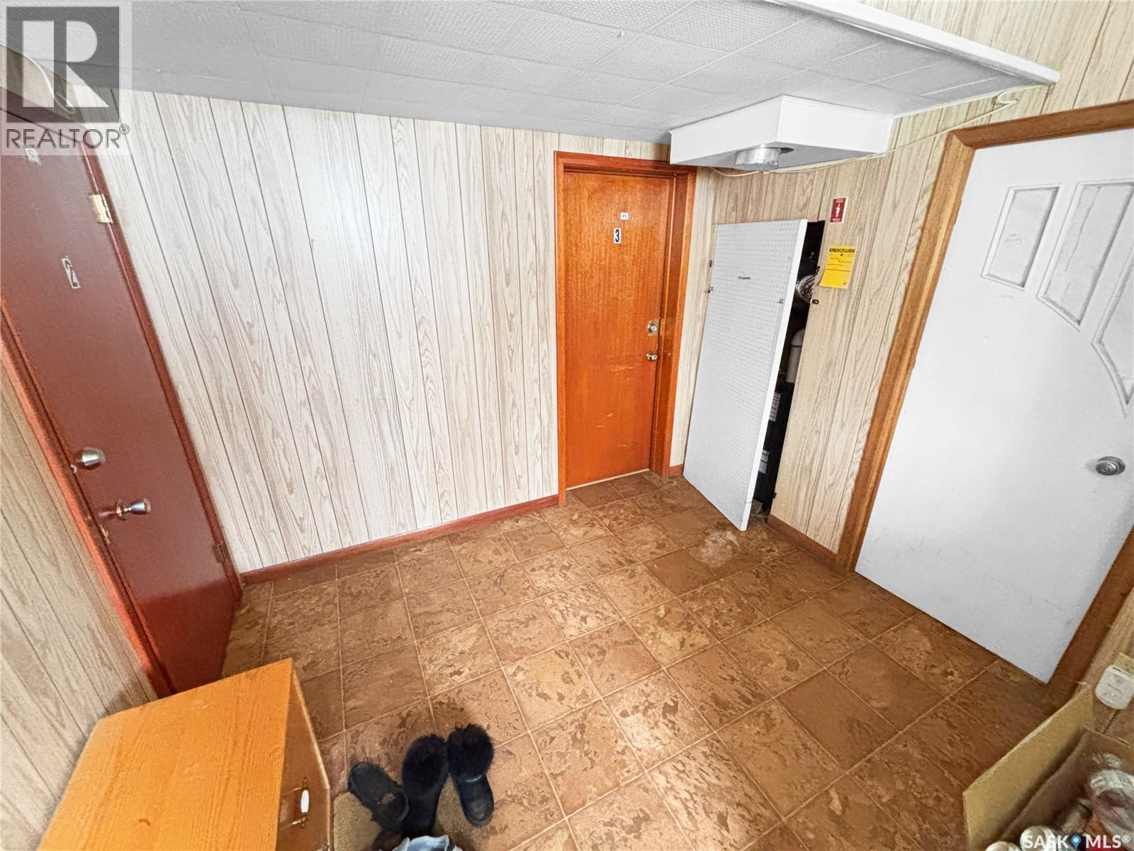 1623 19Th Street W, Saskatoon, SK - Indoor Photo Showing Other Room