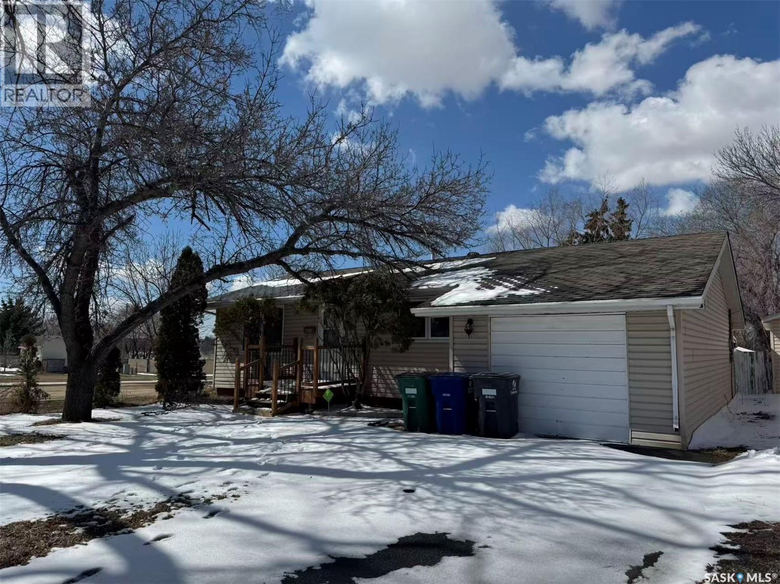 453 Vancouver Avenue S, Saskatoon, SK - Outdoor