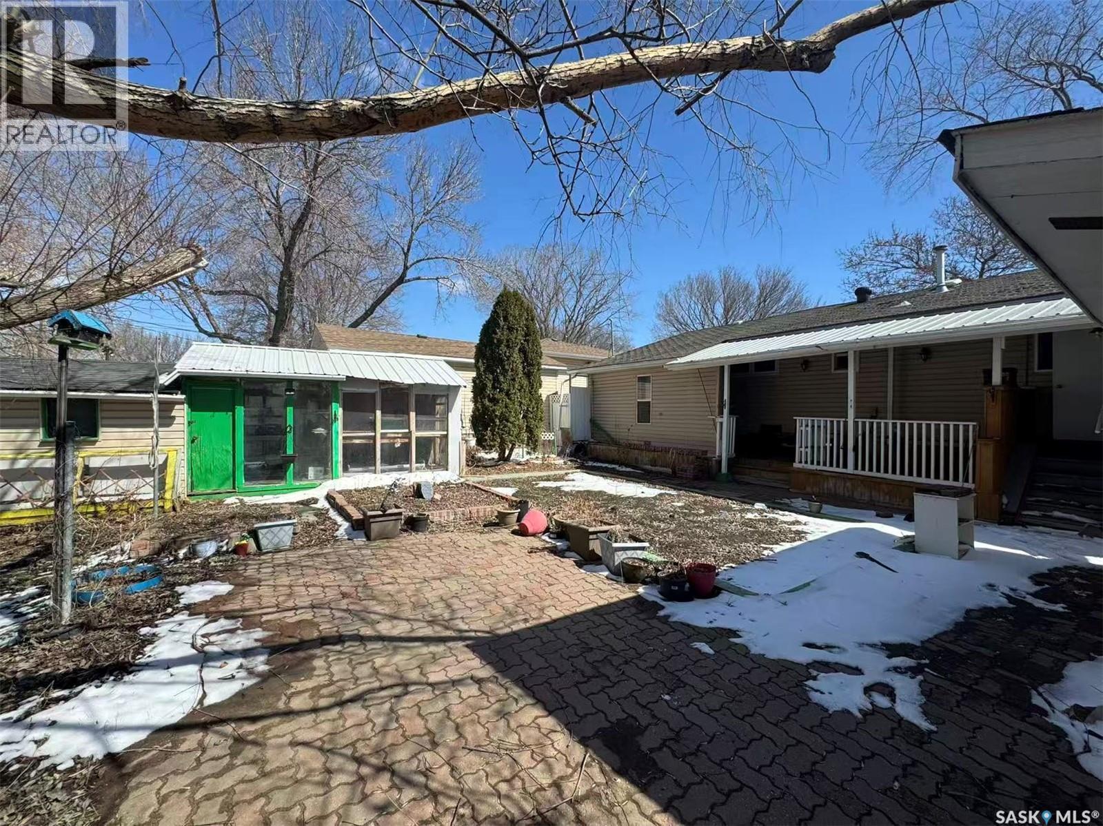 453 Vancouver Avenue S, Saskatoon, SK - Outdoor With Deck Patio Veranda
