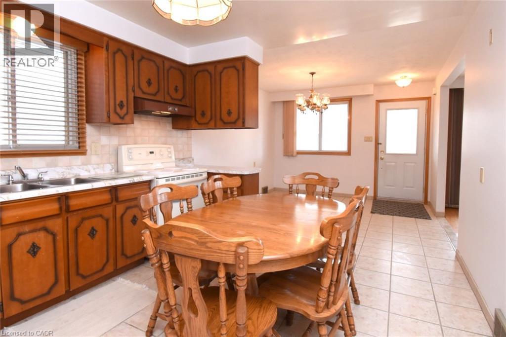 36 Glassco Avenue N, Hamilton, ON - Indoor