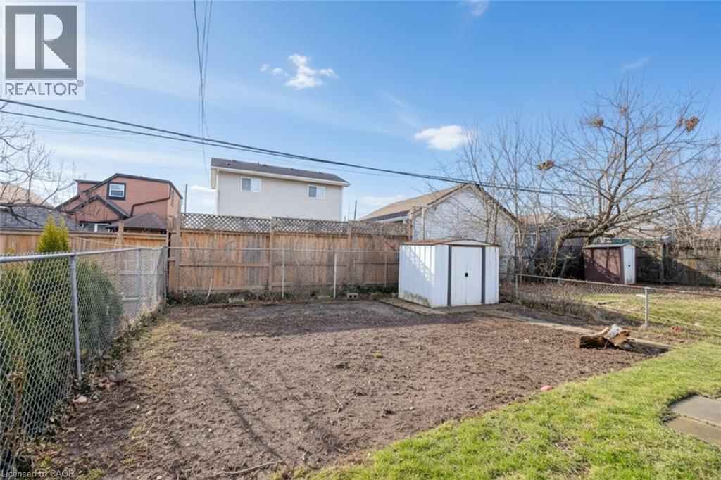 36 Glassco Avenue N, Hamilton, ON - Outdoor