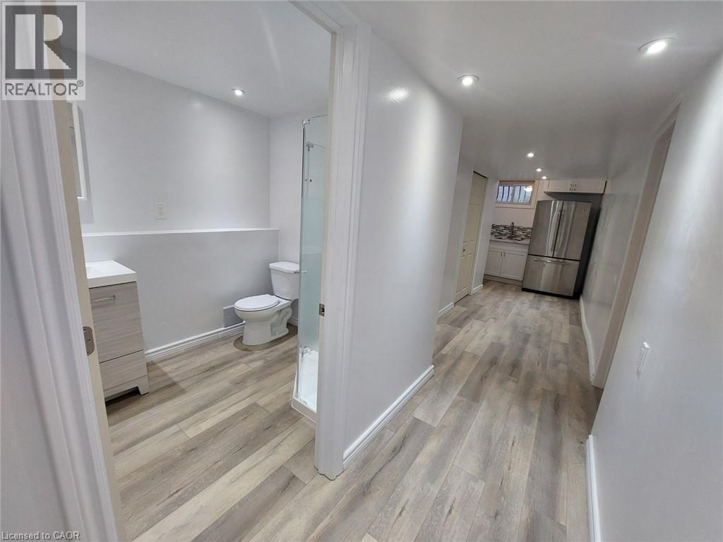 610 Stone Church Road W, Hamilton, ON - Indoor