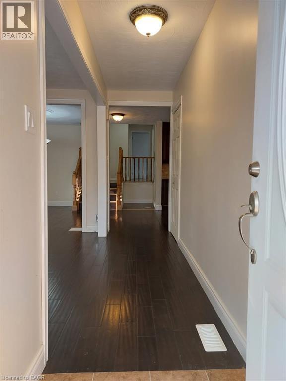 610 Stone Church Road W, Hamilton, ON - Indoor Photo Showing Other Room