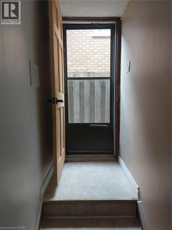 610 Stone Church Road W, Hamilton, ON - Indoor Photo Showing Other Room