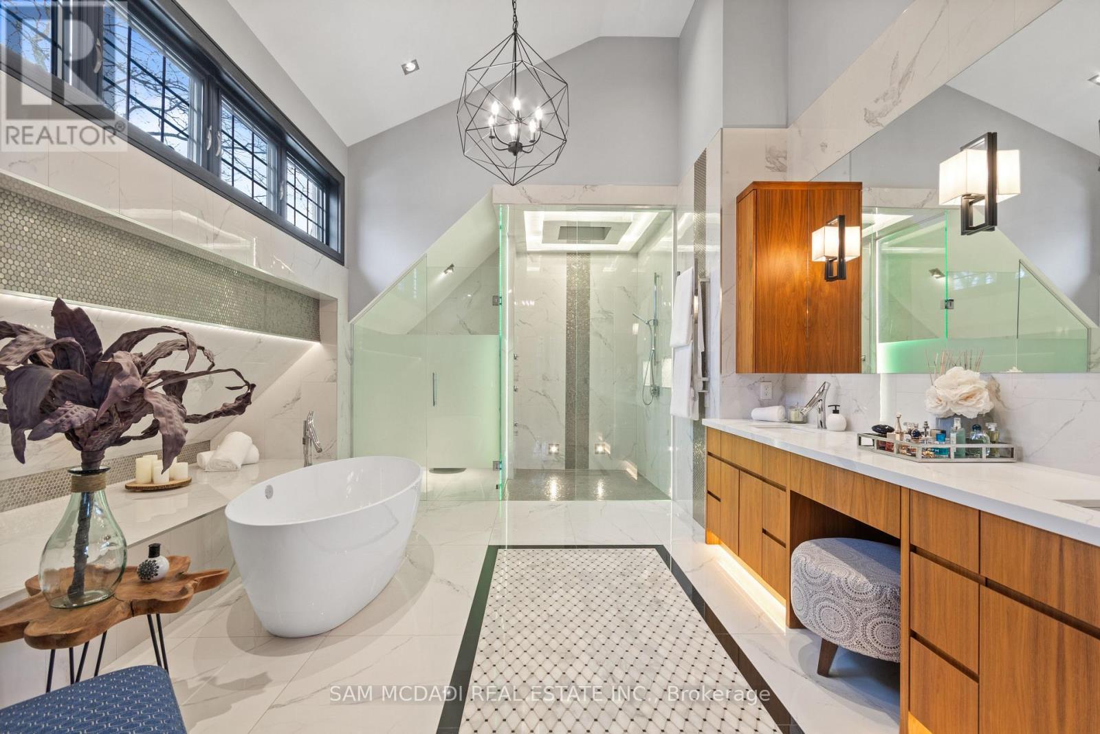 1031 Welwyn Drive, Mississauga, ON - Indoor Photo Showing Bathroom