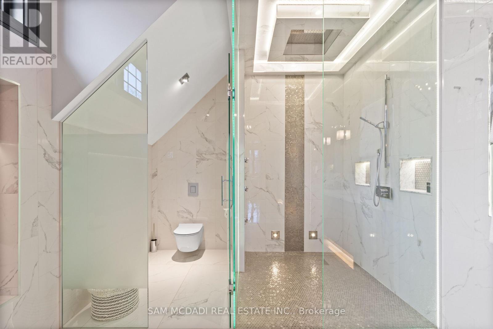 1031 Welwyn Drive, Mississauga, ON - Indoor Photo Showing Bathroom
