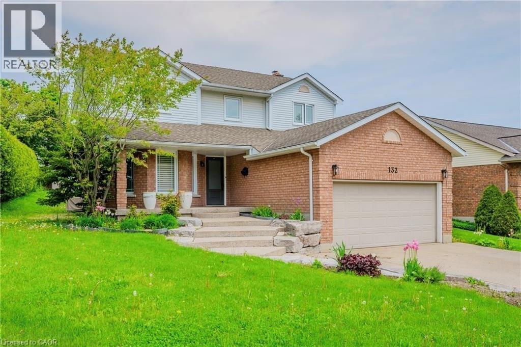 132 Trussler Road, Kitchener, ON - Outdoor